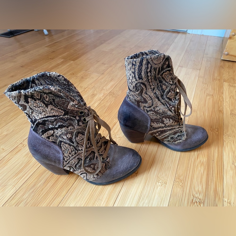 Miz Mioz Booties - Roll up or down - Picture 2 of 3